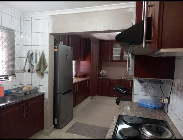 4 BEDROOM HOUSE FOR SALE IN MALVERN